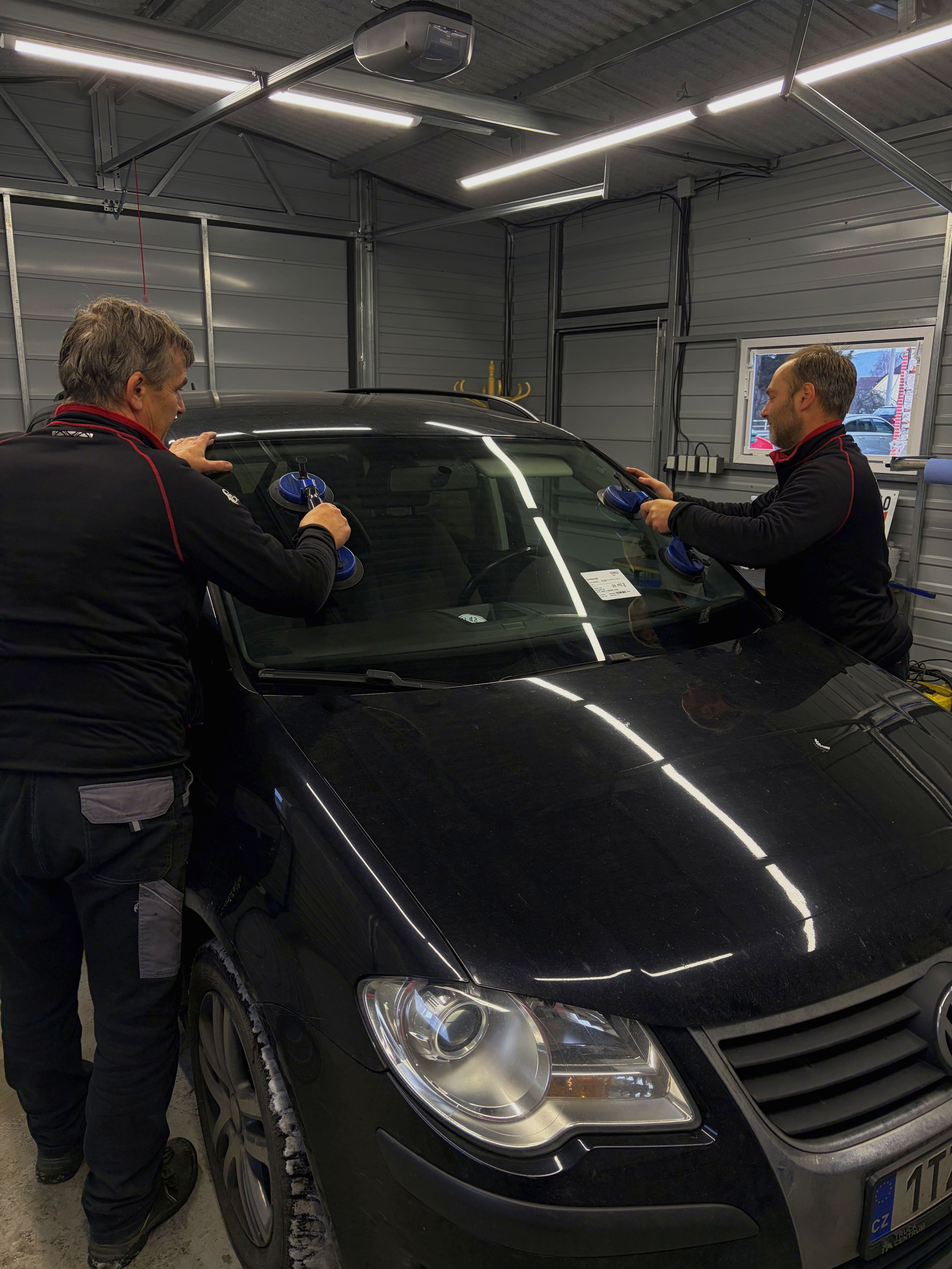 AutoskloNeJ dílna